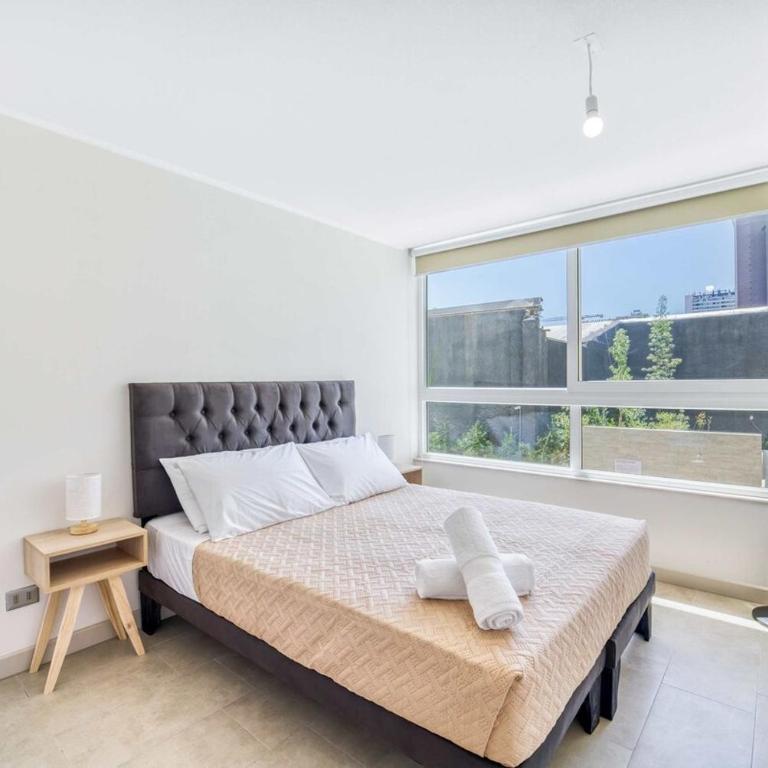 Live Ñuñoa with Pool & Wifi in Metro Irarrázaval - Two-Bedroom Apartment - 12