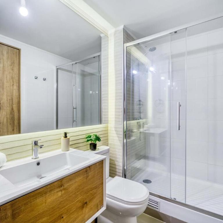 Live Ñuñoa with Pool & Wifi in Metro Irarrázaval - Two-Bedroom Apartment - 15