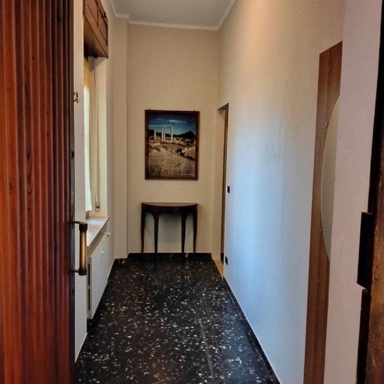 La porta sul Viale - One-Bedroom Apartment - 12
