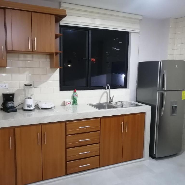 Apartamento Moderno y Nuevo - Two-Bedroom Apartment - 12