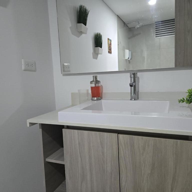 Brand New, Perfectly Located 2-2 in CieloMar! - Three-Bedroom Apartment - 14