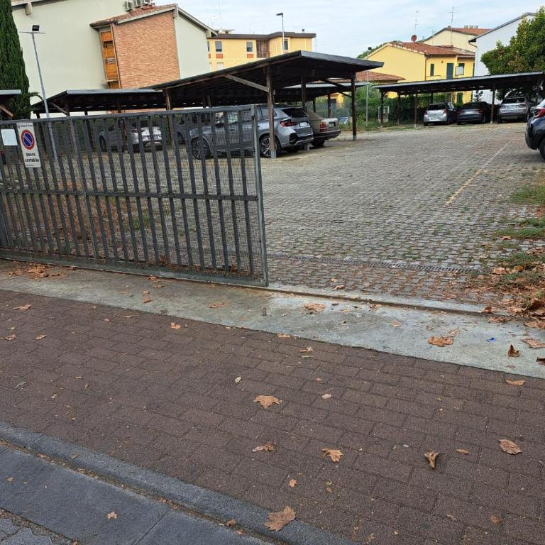 Harmony Home in Florence - Two-Bedroom Apartment with Balcony - 26