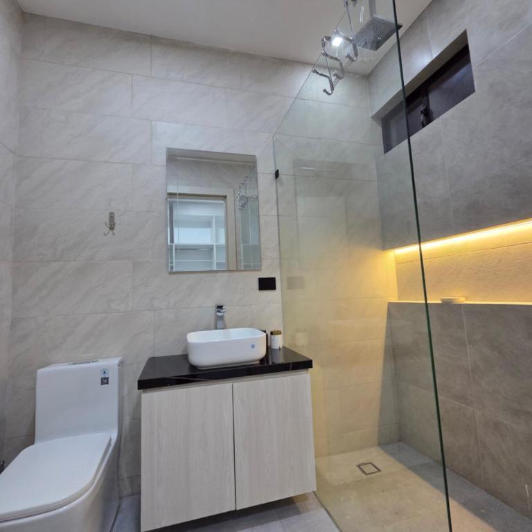 Greenport Plaza De lujo, 3 camas, piscina, jacuzzi, crucitas mejor sector, cerca de todo - Two-Bedroom Deluxe Apartment with Balcony - 3