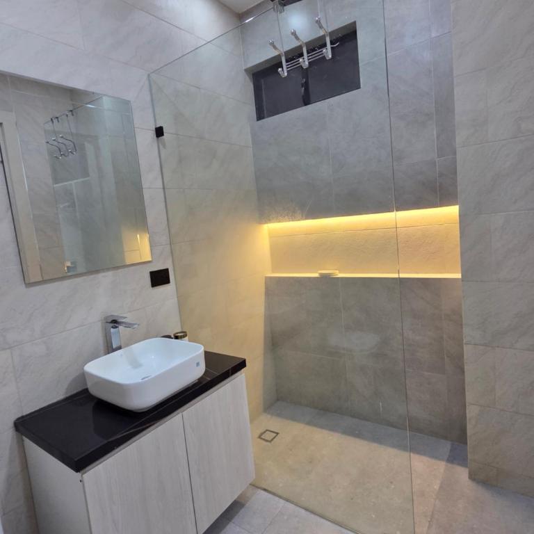 Greenport Plaza De lujo, 3 camas, piscina, jacuzzi, crucitas mejor sector, cerca de todo - Two-Bedroom Deluxe Apartment with Balcony - 59