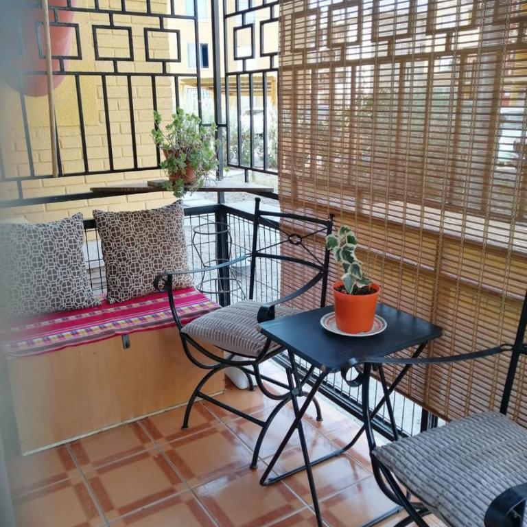 Departamento a pasos de la playa - Three-Bedroom Apartment - 6