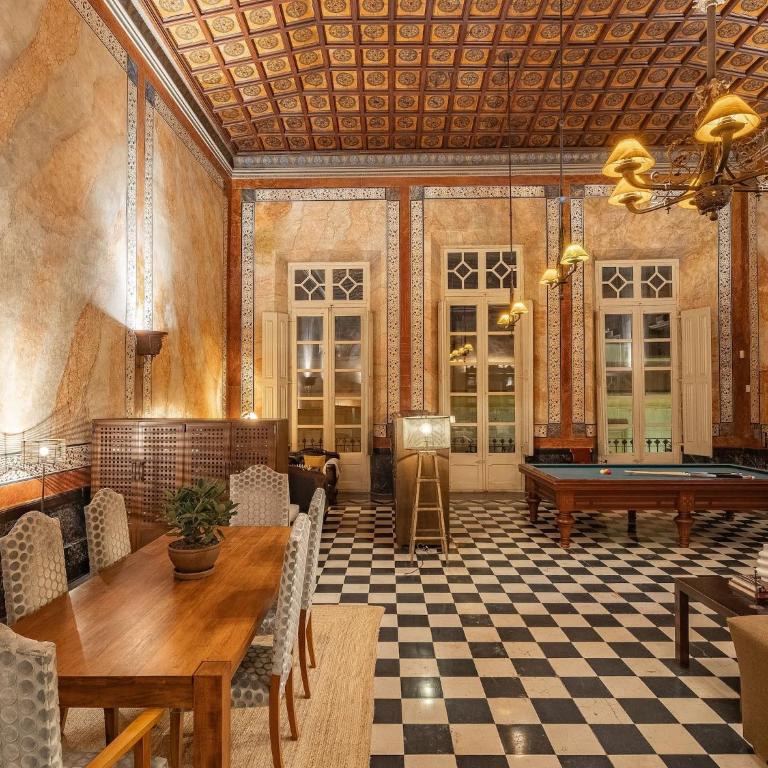 Casa Indiana en el corazón de Begur con azotea - Villa - 5