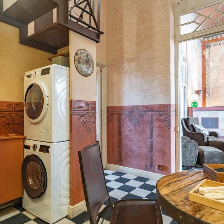 Casa Indiana en el corazón de Begur con azotea - Villa - 53