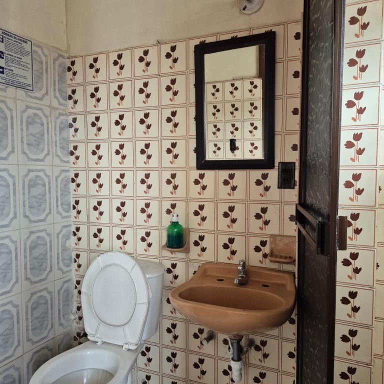 Hotel Viti de la Sexta - Habitación Doble con baño privado - 2 camas - 1