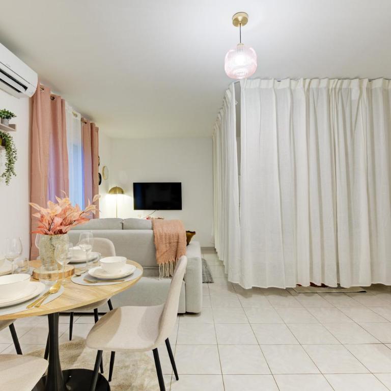 Le Sésame - One-Bedroom Apartment - 9