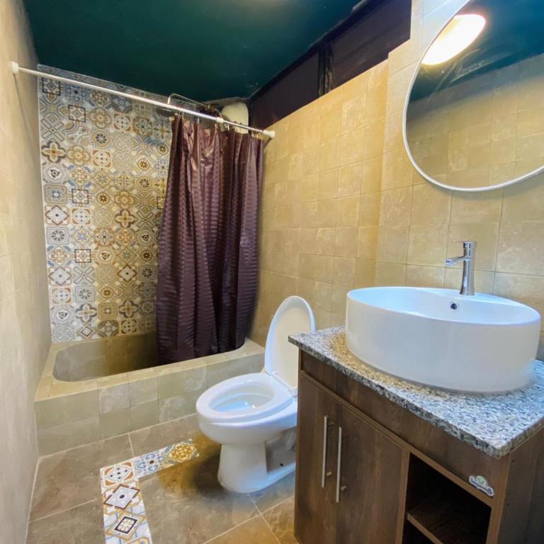 Hotel Puruha - Deluxe Double Room - 19