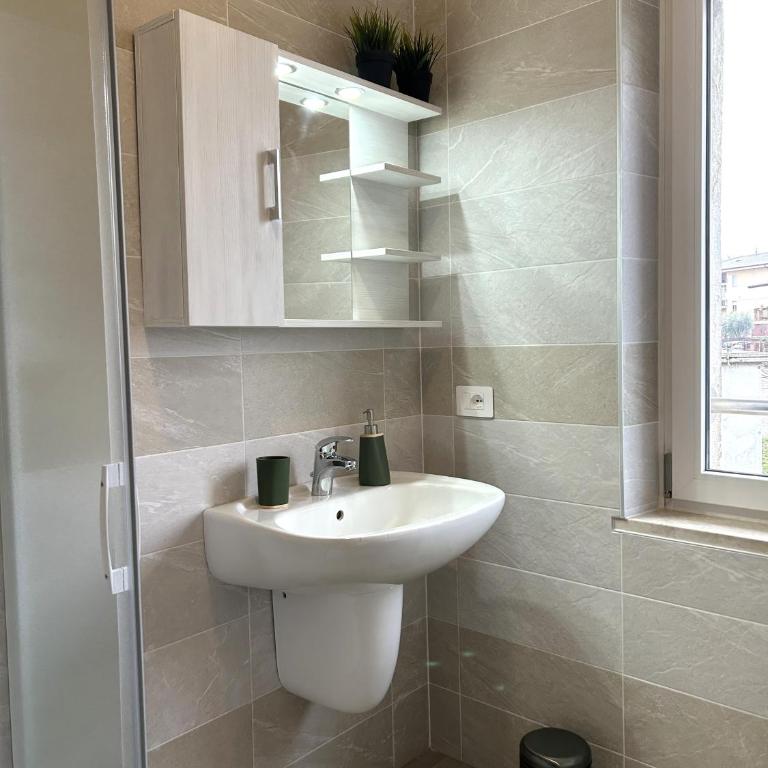 Antico Borgo San Zeno - Appartamento con 2 Camere da Letto - 22