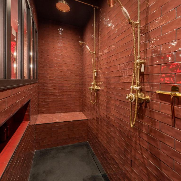 Suite Cabaret - Love room spa & cinéma privatifs - piscine - Appartement 1 Chambre Deluxe - 13