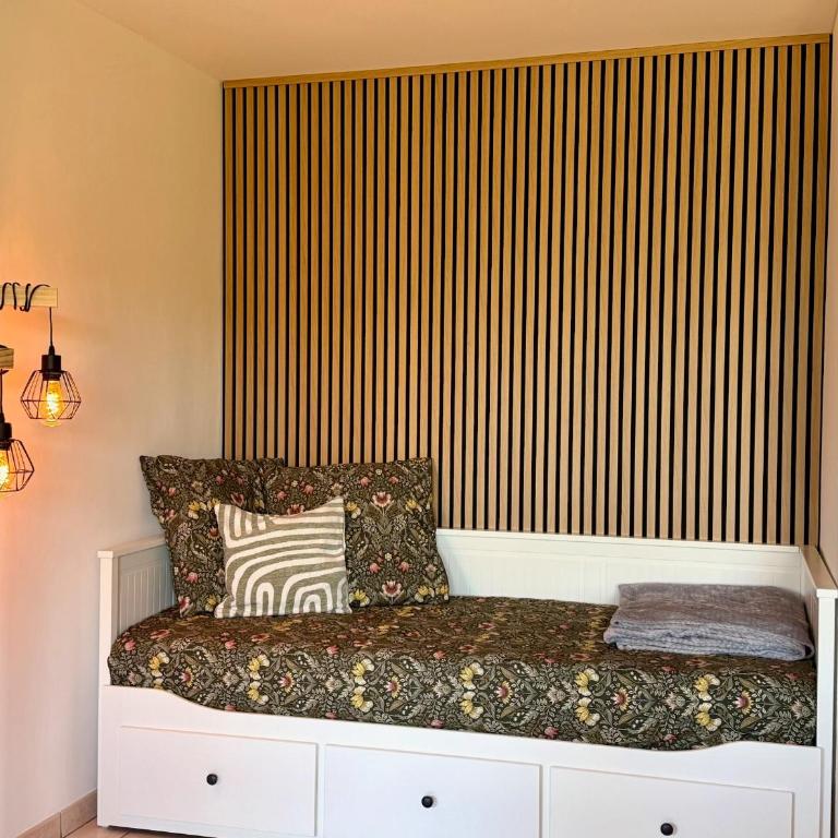 Havre de paix face au lac - Jardin, bain nordique & BBQ - Maison 2 Chambres - 18