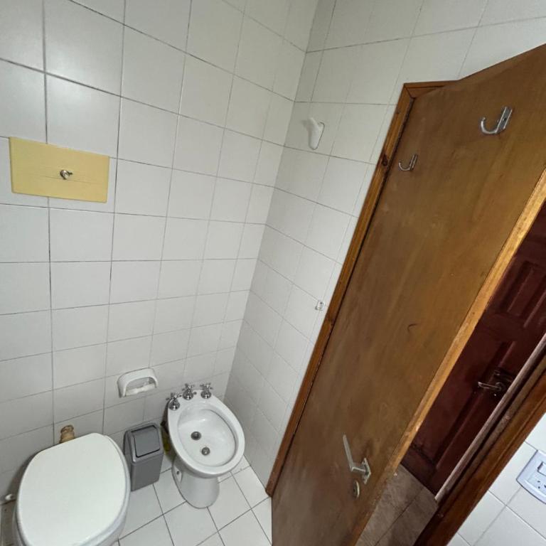 Alojamiento a media cuadra del mar - Two-Bedroom Apartment - 9