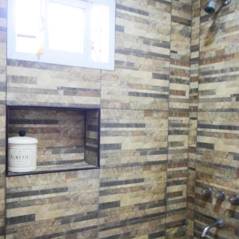 Garage y Patio Privado en La Falda - One-Bedroom House - 17