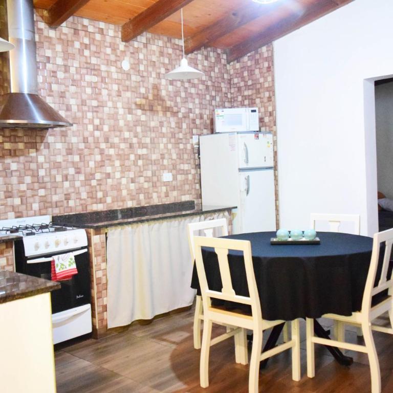Garage y Patio Privado en La Falda - One-Bedroom House - 19