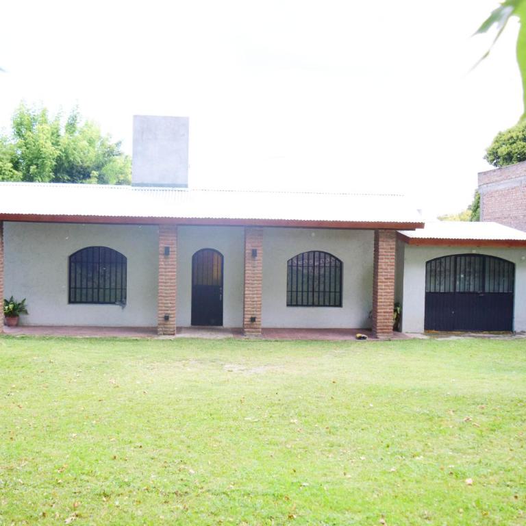 Garage y Patio Privado en La Falda - One-Bedroom House - 31