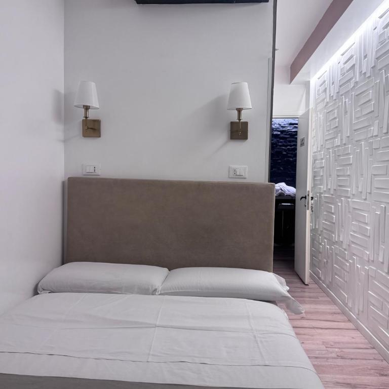 Living - Single Room - 15