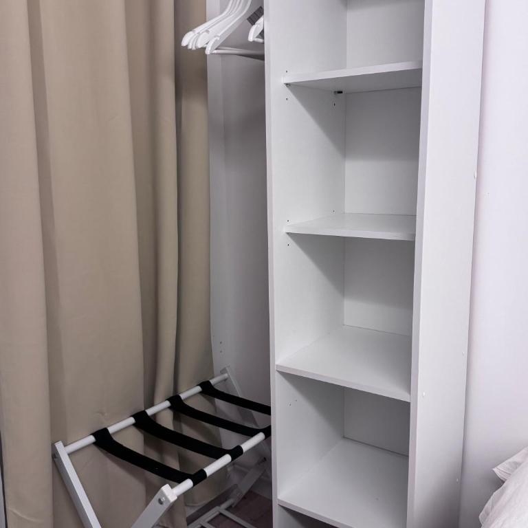 Living - Single Room - 5