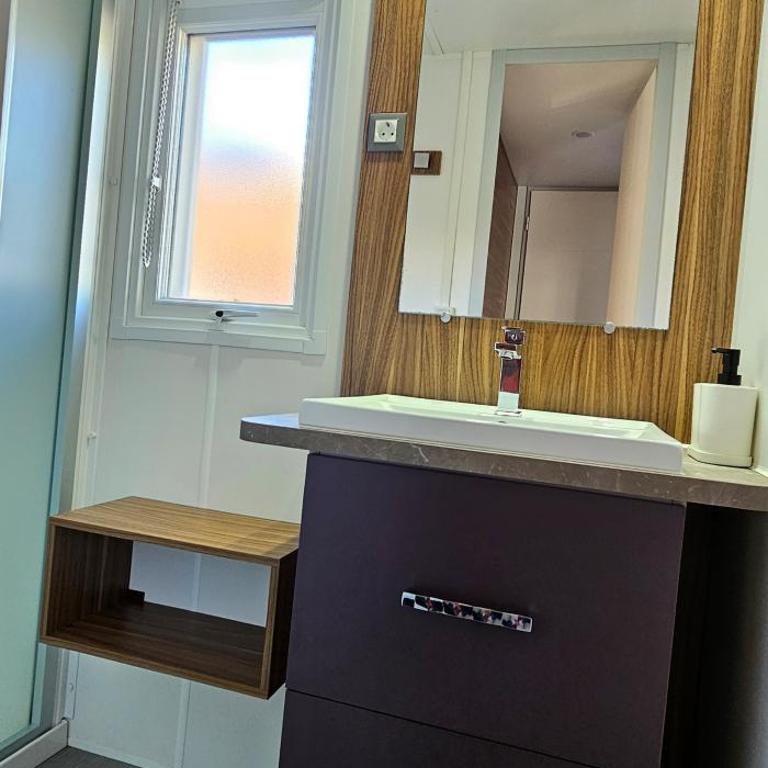 Mobil-home Évasion Valras tout confort 40 m2 - Camping Les Sables du Midi Valras-Plage - Bungalow mit 3 Schlafzimmern - 51
