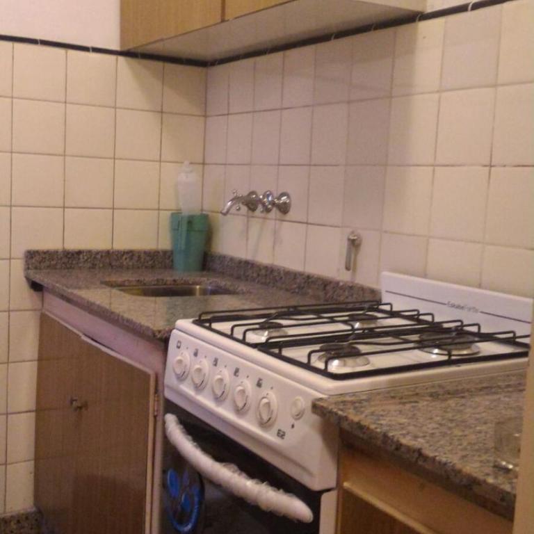 Dto pleno Centro a 3 cuadras de la peatonal, casino y playa - One-Bedroom Apartment - 11
