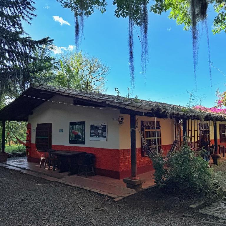 Galicia, cabaña junto a un bosque y a Cascada - Four-Bedroom House - 38