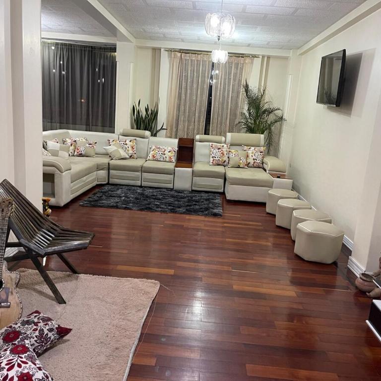 House with access to tourist places in Puyo - Apartment - 25