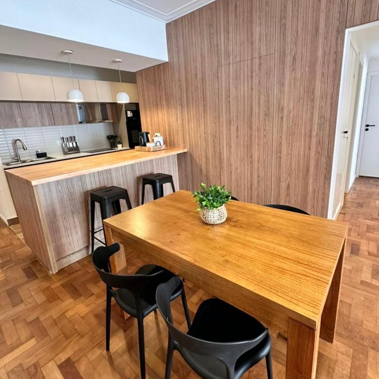 2 dormitorios sobre Av Colon - Zona Guemes - - Apartamento de 2 dormitorios - 2