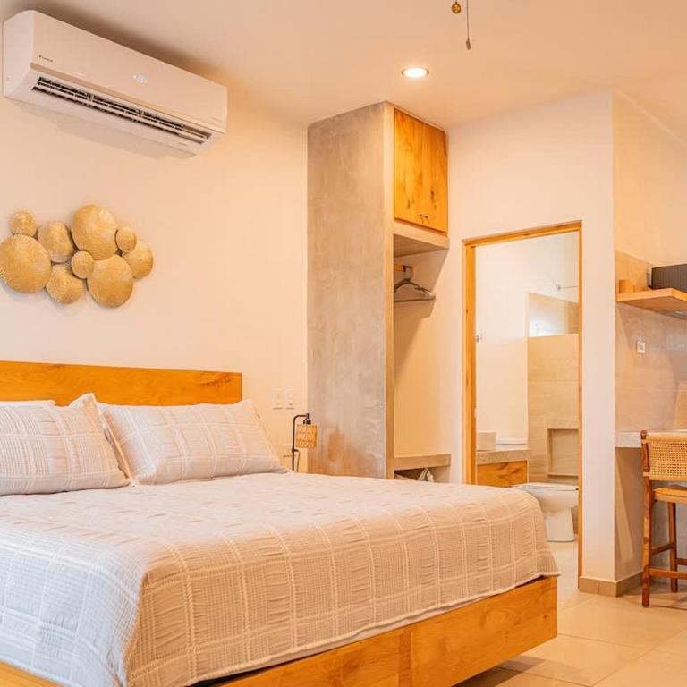 Palma Suite 204 Ground floor Unit with parking - Suite - 2