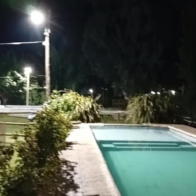 Casa,quincho y piscina - Casa de 2 dormitorios - 1