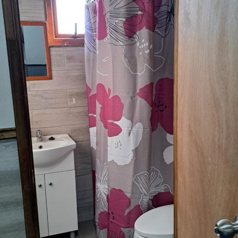 Torres Del Sur Cabañas & Hostal - Habitación Cuádruple Clásica - 4