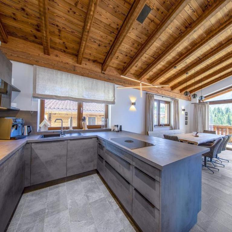Chalet with sauna, Neukirchen - Superior Chalet - 4
