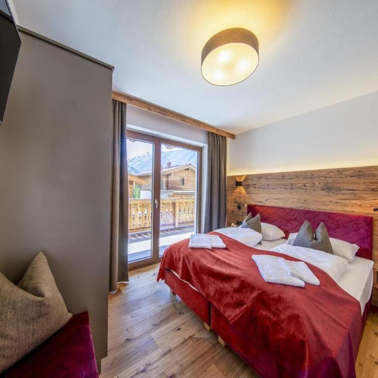 Chalet with sauna, Neukirchen - Superior Chalet - 1