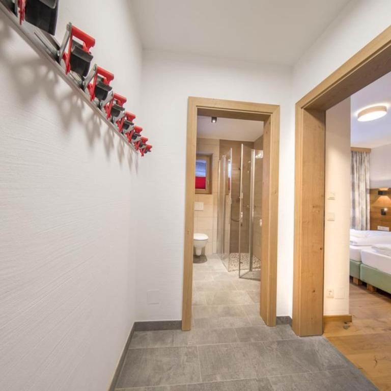 Chalet with Sauna Near Ski Bus - Superior Chalet - 12