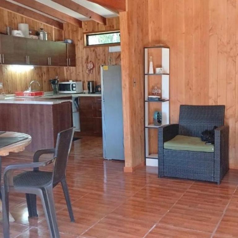 Casa cerca de lago Caburgua - Four-Bedroom House - 4