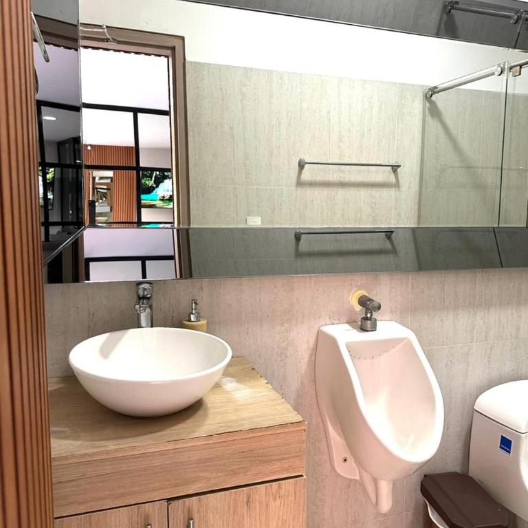 Casa boutique con piscina Privada en Cúcuta - Two-Bedroom House - 15