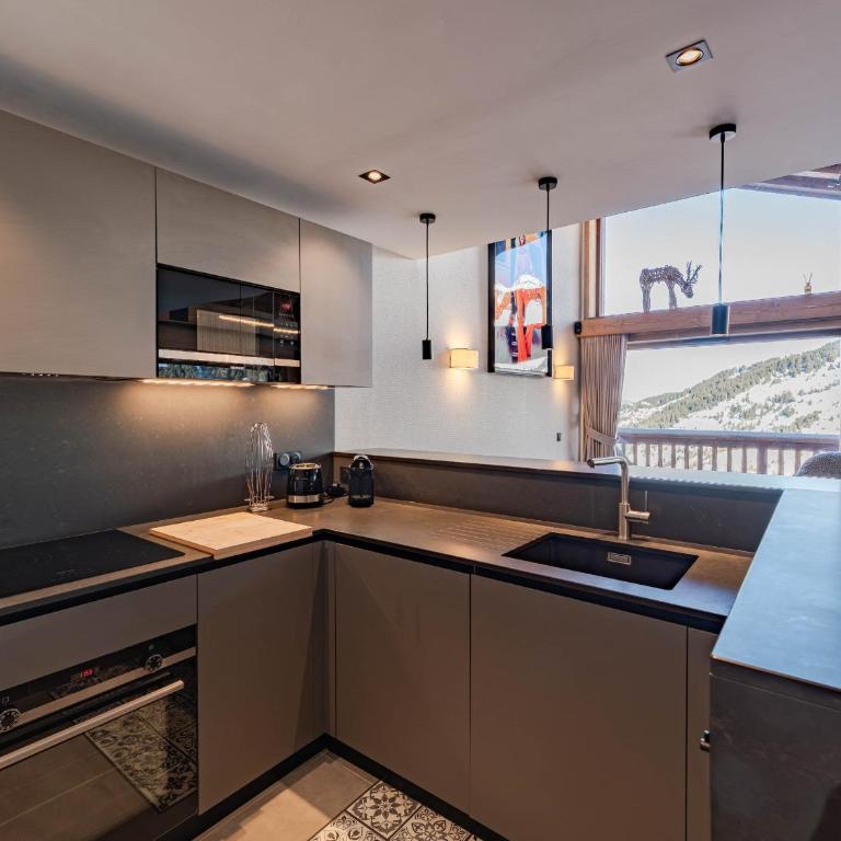 Méribel Mottaret - Appartement 3 chambres, 6 pers, parking, terrasse, skis aux pieds - FR-1-613-105 - Appartamento - 7