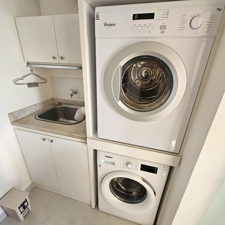Dpto a estrenar en Asunción, excelente ubicación - One-Bedroom Apartment - 21