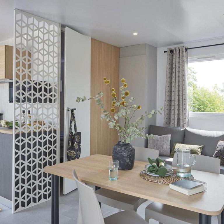 Mobil-home avec terrasse, 2 chambres doubles, cuisine équipée - API-1-52-1467 - Mobile Home - 6