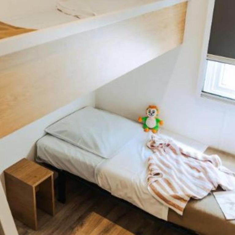 Confortable Mobil-home 36m² avec Terrasse à Saint-Jean-de-Monts - API-1-52-1463 - Mobilheim - 9
