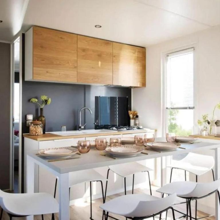 Mobil Home Spacieux pour 6 avec Terrasse - API-1-52-1464 - Mobile Home - 3