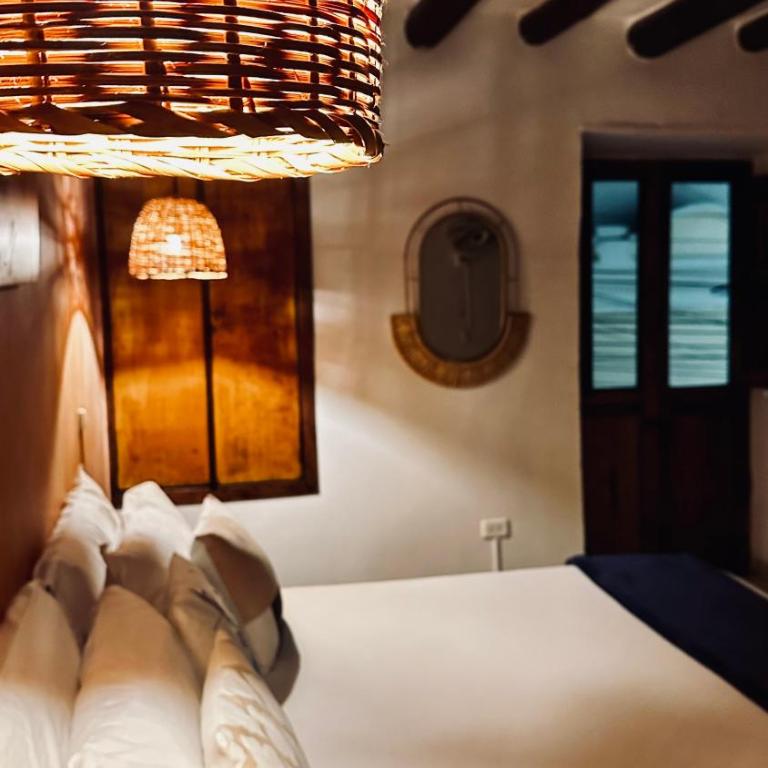 THIS IS COLOMBIA HOSTEL - Suite Deluxe con cama extragrande - 5