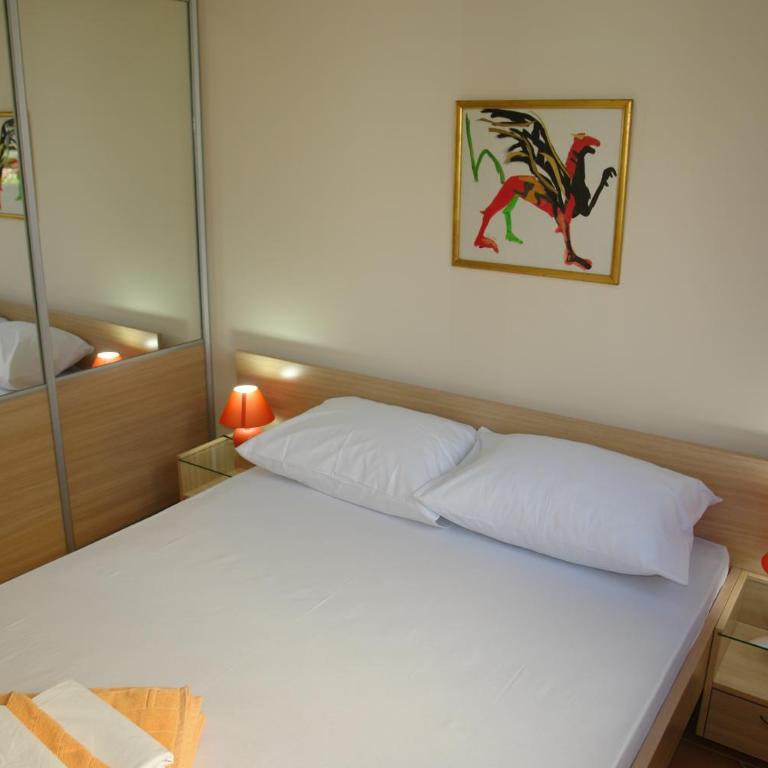 Villa Franeta Apartments - One-Bedroom Apartment - 8