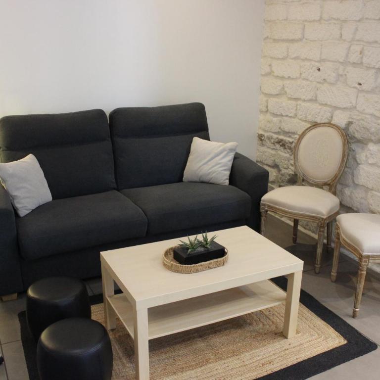 Appartement avec beaucoup de cachet central et calme - Appartement 2 Chambres - 33