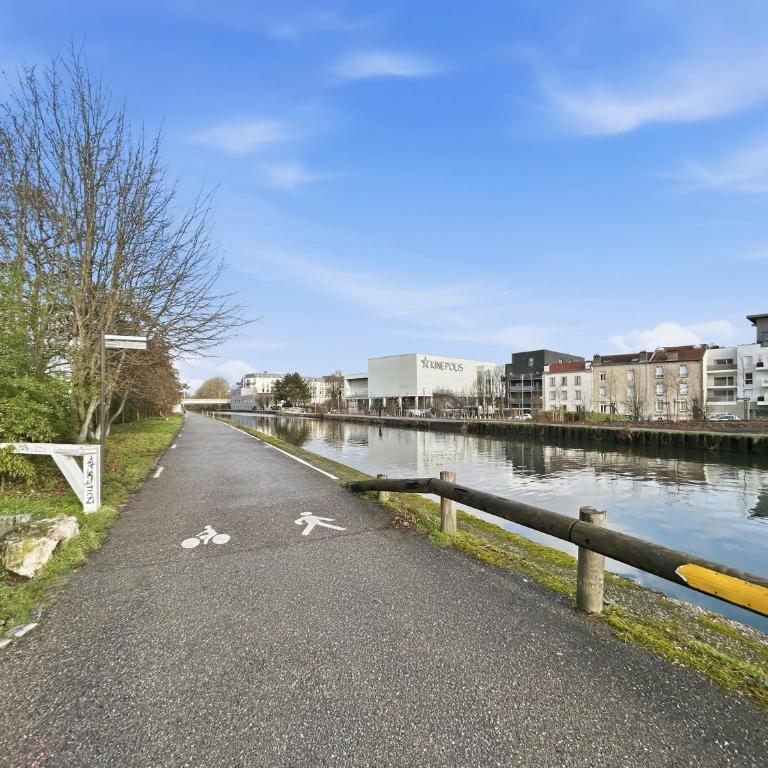 Studio rénové et central à 2 pas du cœur de Nancy - Appartement 1 Chambre - 13