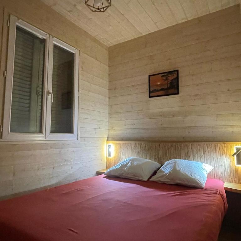 Chalet Boisé, climatisé - Piscine Village Khélus - Chalet 1 Chambre - 9