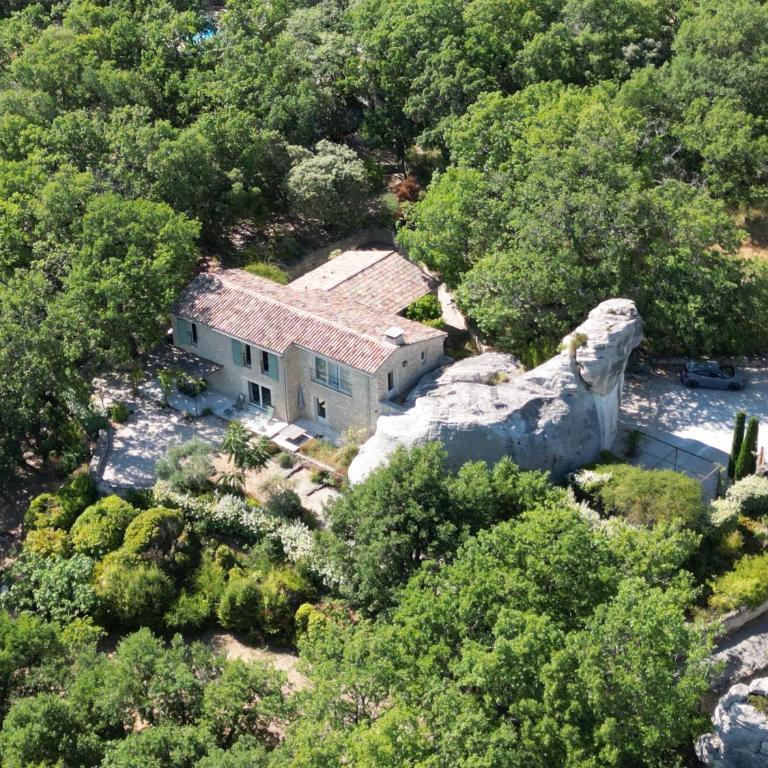 Mas à Gordes avec piscine et vue incroyable à 800 m du village - Villa Deluxe - 2
