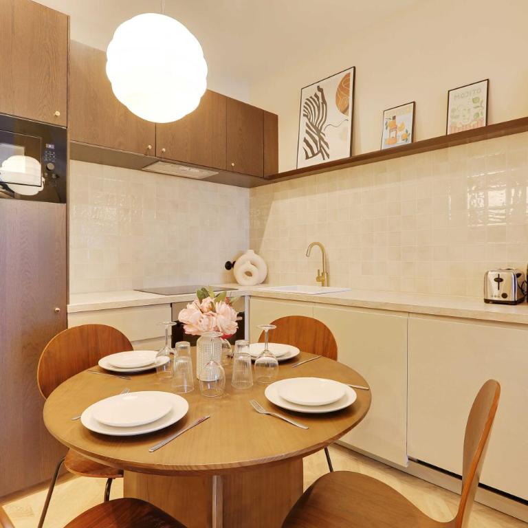 Beautiful Apartment 2CH-6P - Paris 18e-Montmartre - Appartement - 10