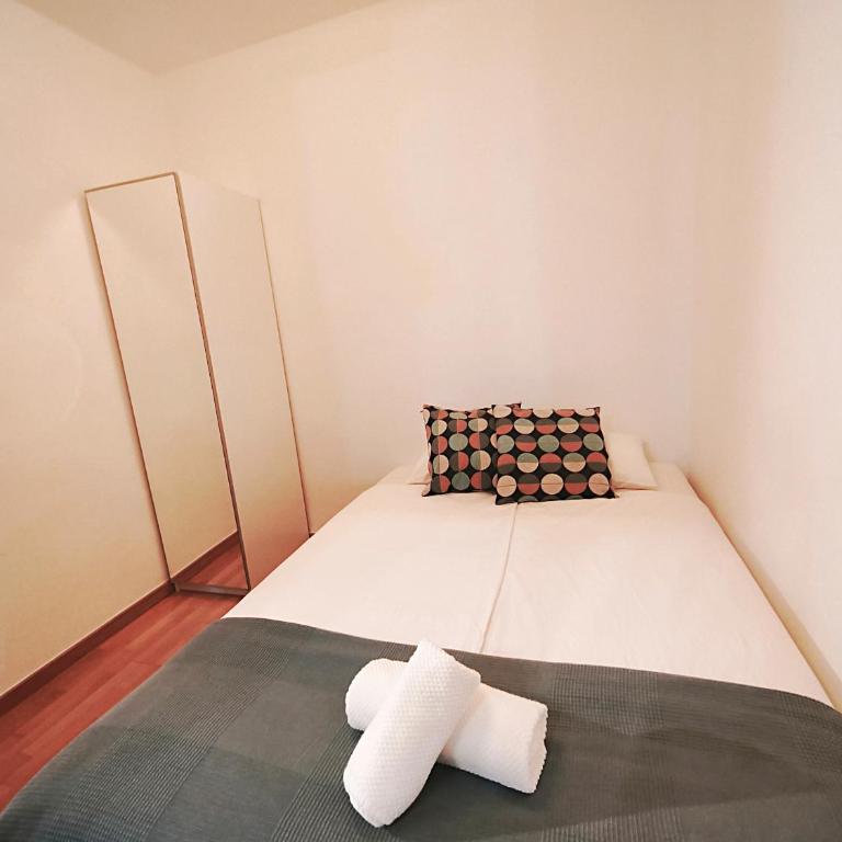 Apartment Poble Nou - Two-Bedroom Apartment - 15