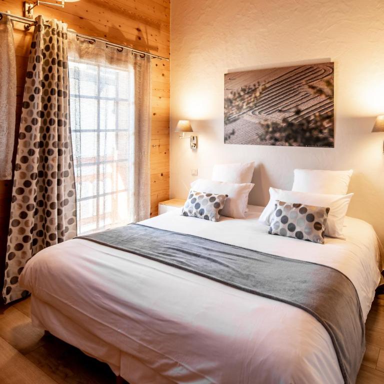Les Couadzous Samoëns Centre, Sauna, Jacuzzi, 6 chambres, 7 salles de bains, 16 pers 250 m2 - Chalet - 15